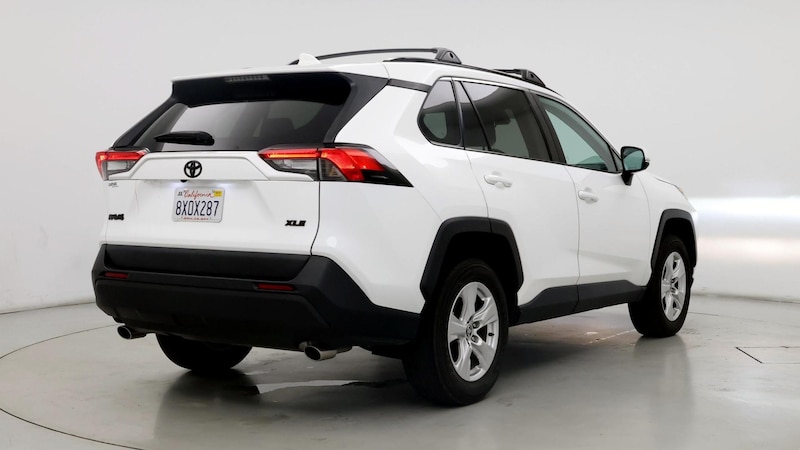 2021 Toyota RAV4 XLE 8