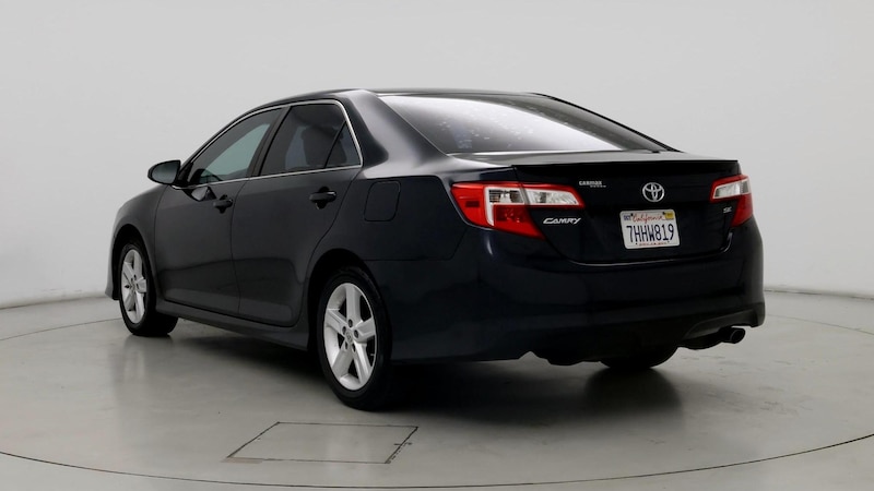 2014 Toyota Camry SE 2