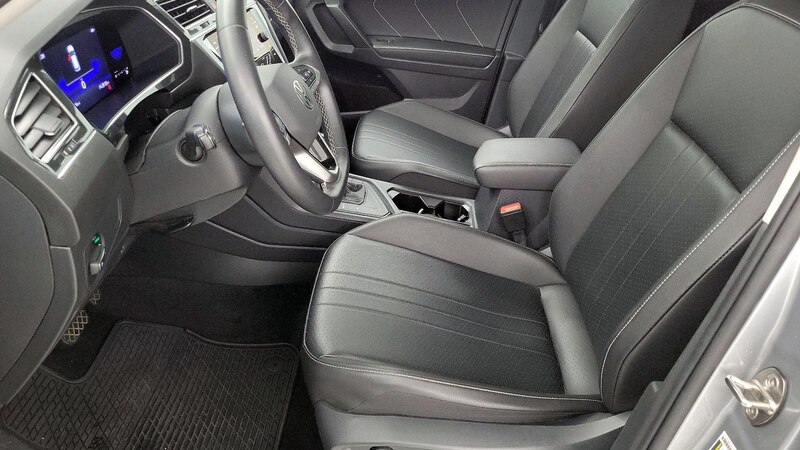 2022 Volkswagen Tiguan SE 11