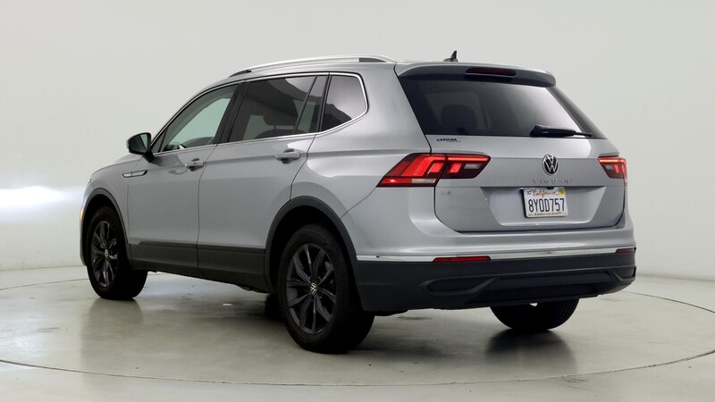 2022 Volkswagen Tiguan SE 2