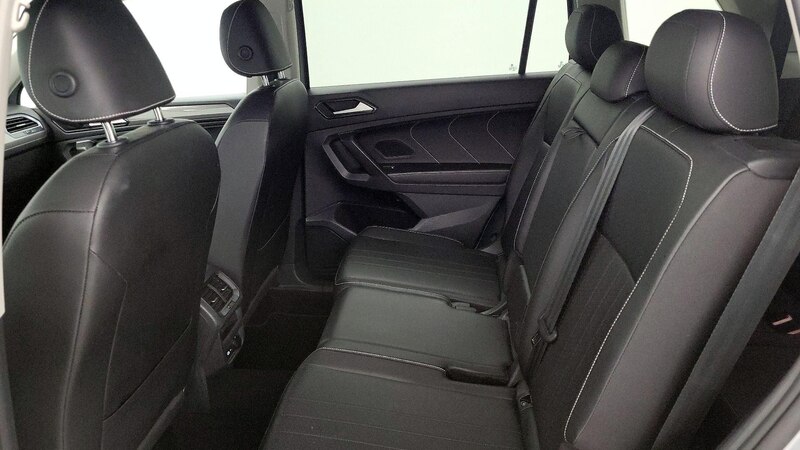 2022 Volkswagen Tiguan SE 19