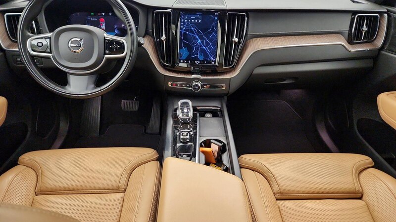 2022 Volvo XC60 Recharge Core 9