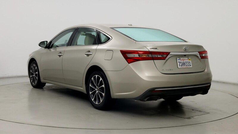 2016 Toyota Avalon XLE 2