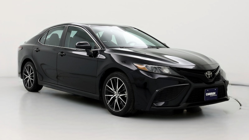 2021 Toyota Camry SE Hero Image