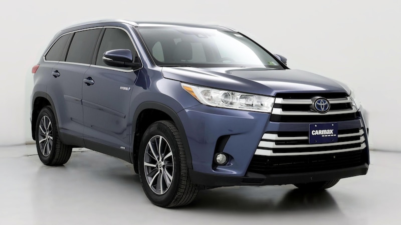2019 Toyota Highlander XLE Hero Image