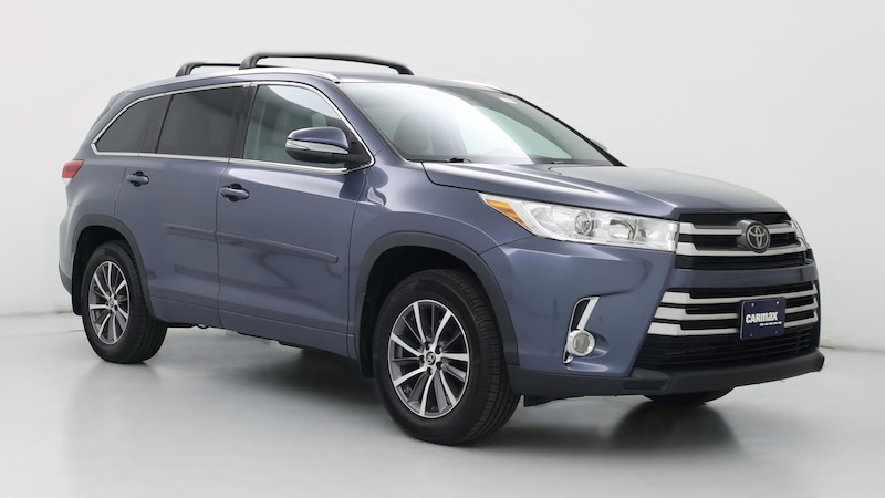 2018 Toyota Highlander XLE Hero Image