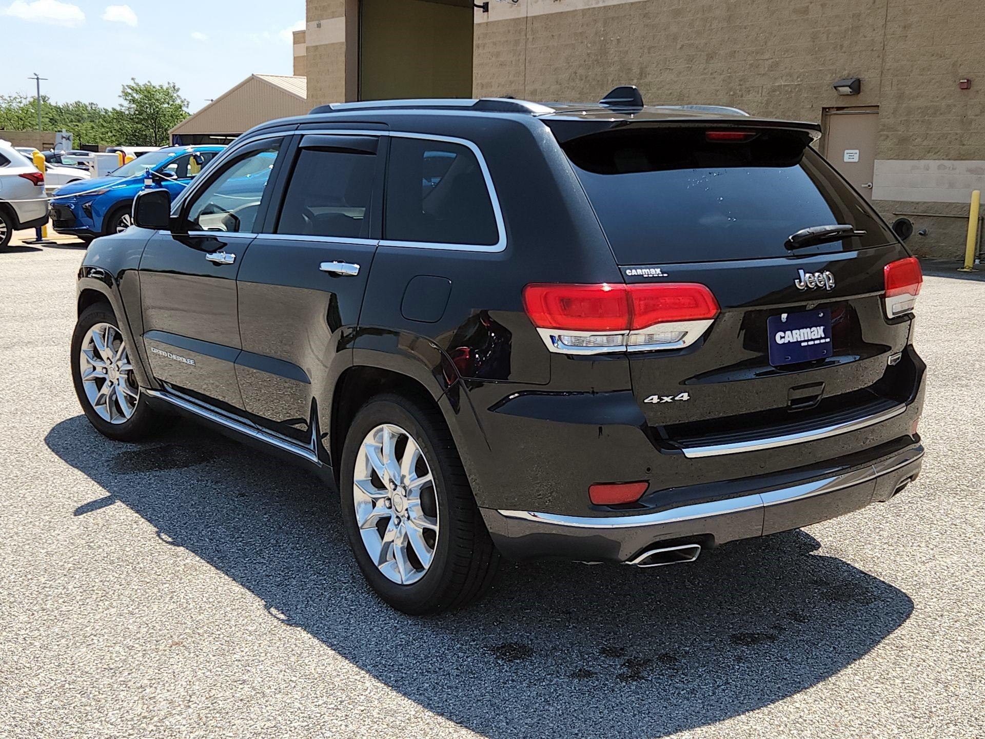 Thumbnail: 2015 Jeep Grand Cherokee - 7