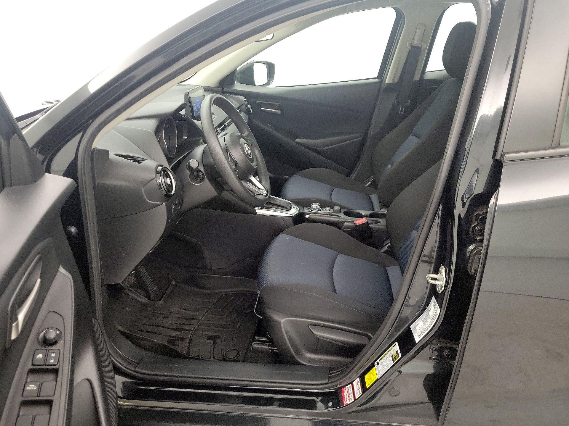 Thumbnail: 2019 Toyota Yaris - 11