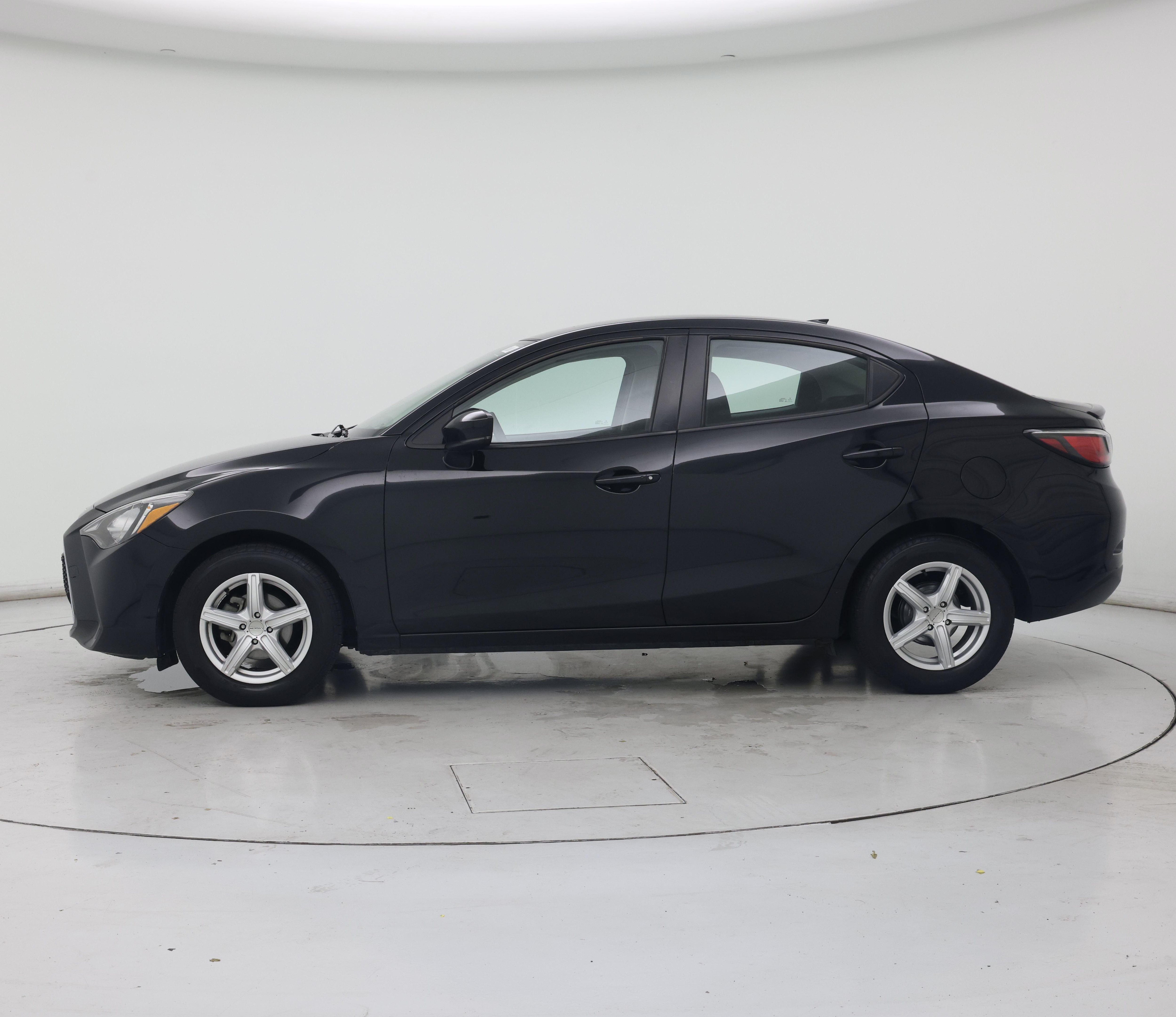 Thumbnail: 2019 Toyota Yaris - 3