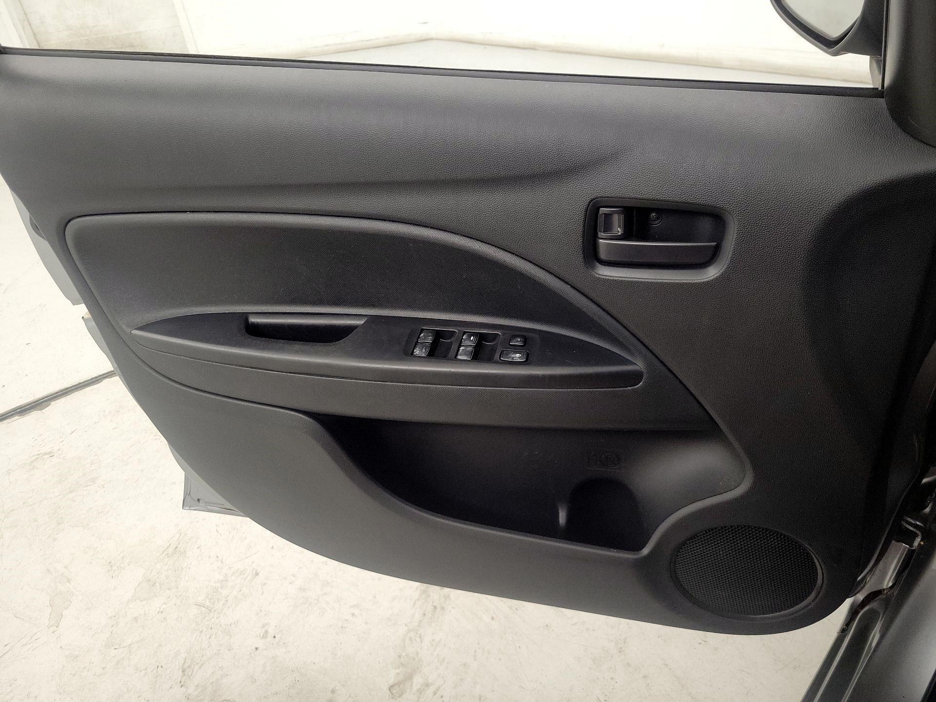 Thumbnail: 2018 Mitsubishi Mirage - 12
