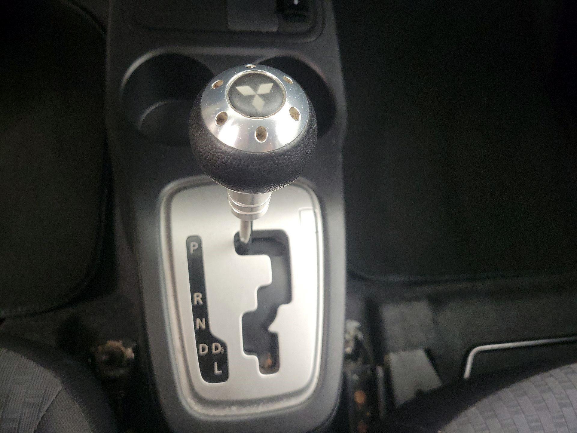Thumbnail: 2018 Mitsubishi Mirage - 17