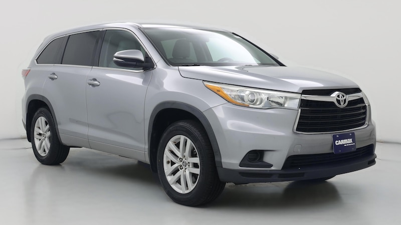 2016 Toyota Highlander LE Hero Image
