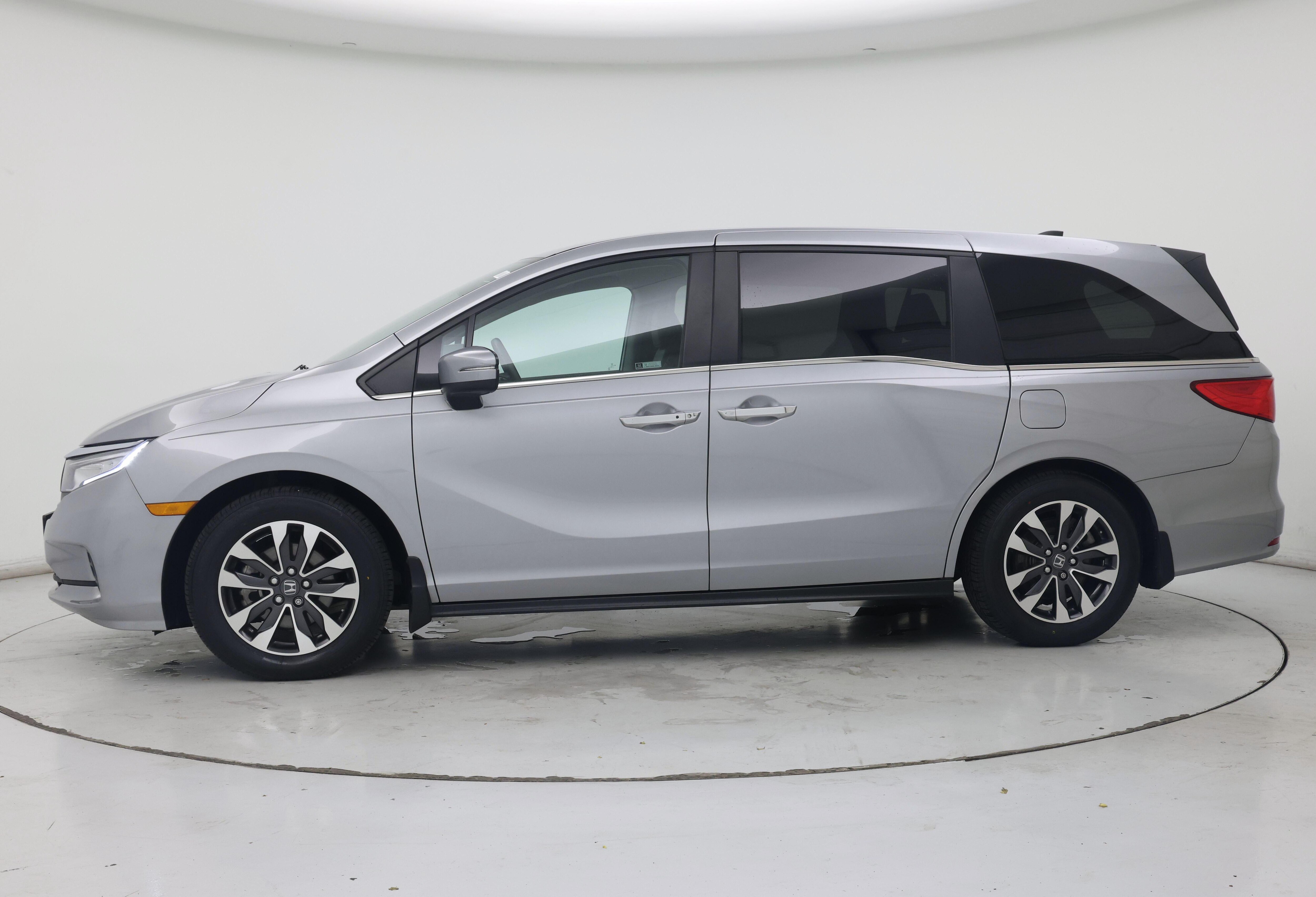 Thumbnail: 2024 Honda Odyssey - 3