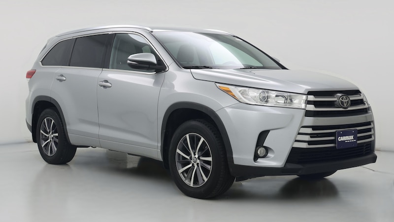2018 Toyota Highlander XLE Hero Image