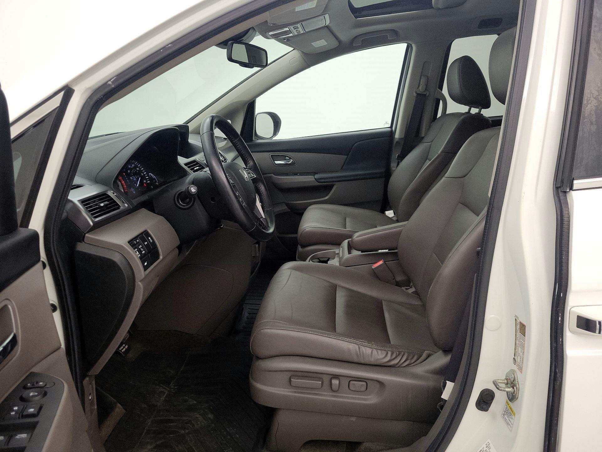 Thumbnail: 2014 Honda Odyssey - 11