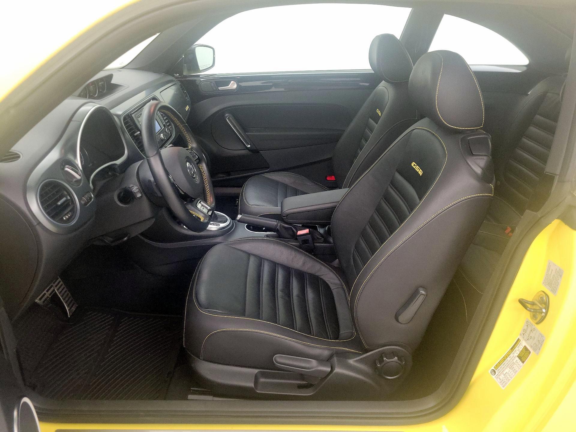 Thumbnail: 2014 Volkswagen Beetle - 11