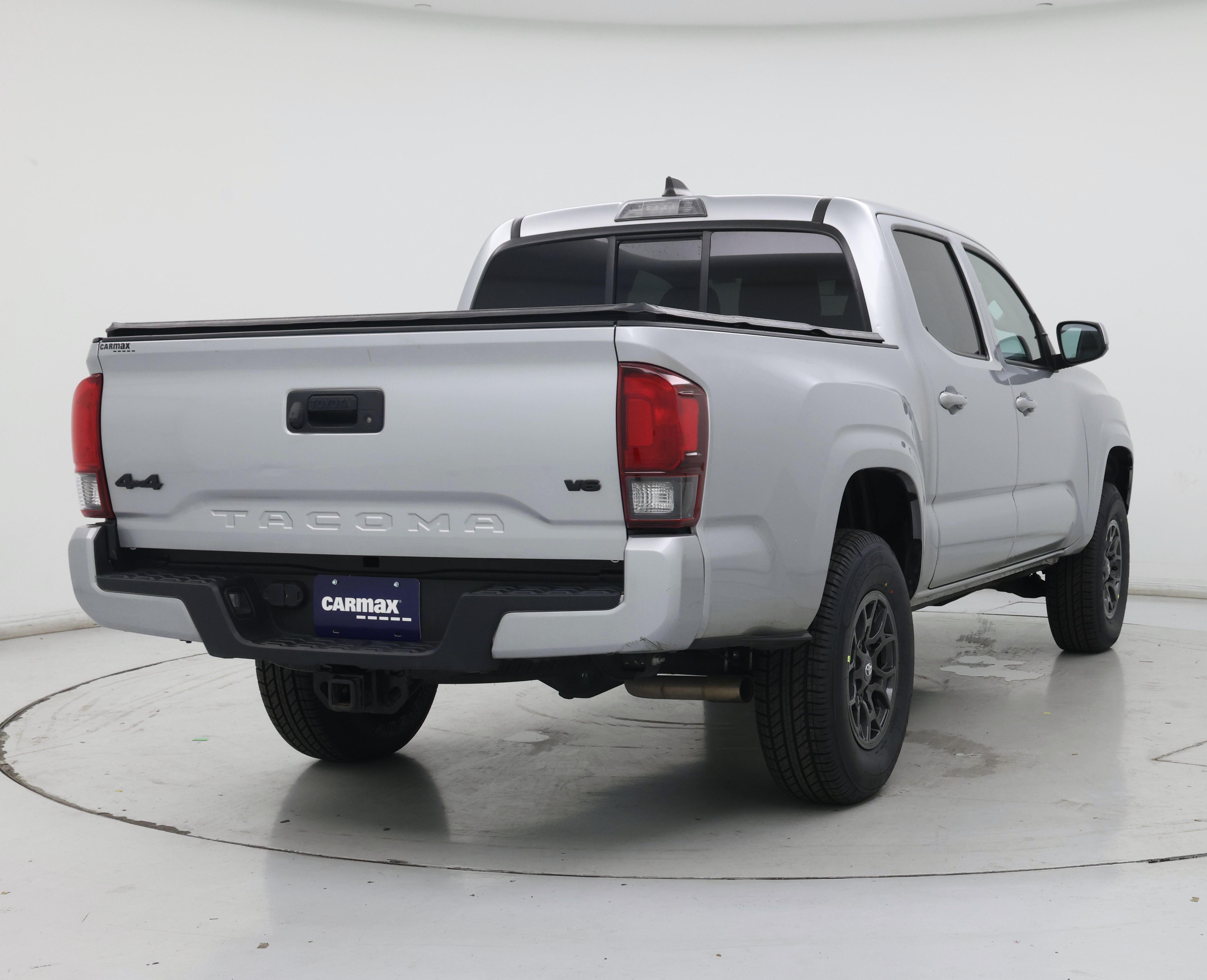 Thumbnail: 2022 Toyota Tacoma - 8
