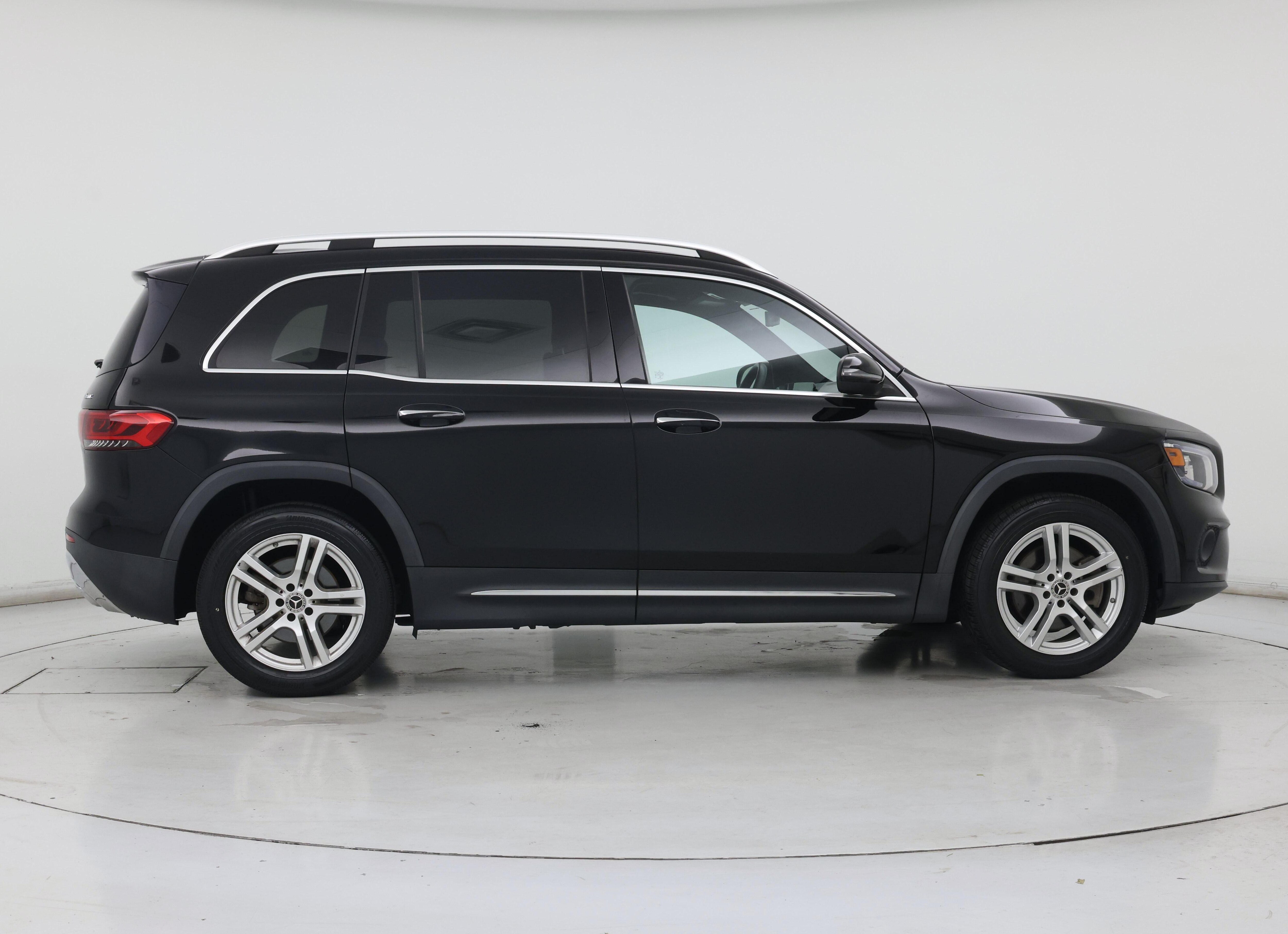 Thumbnail: 2021 Mercedes-Benz GLB - 7