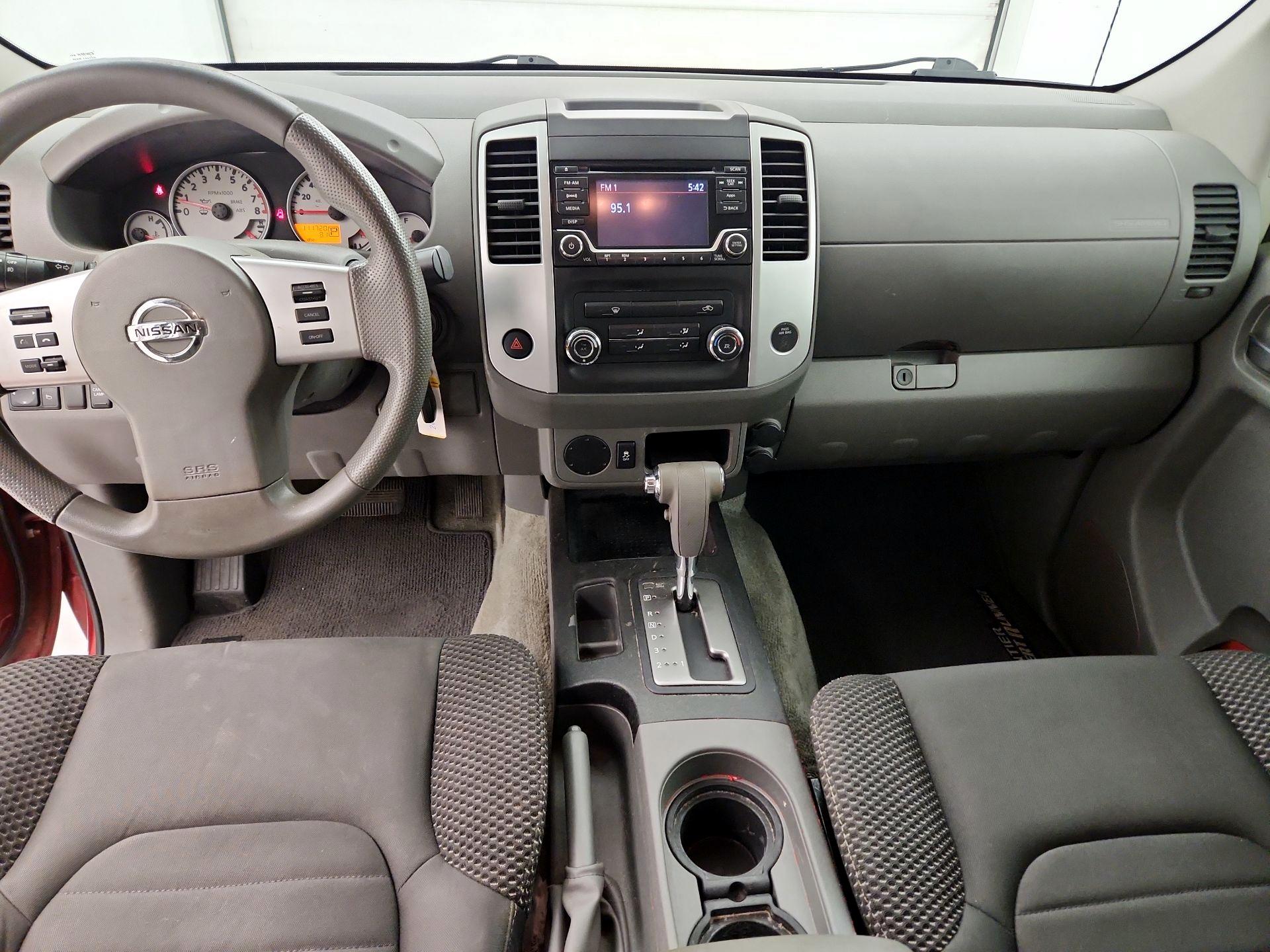 Thumbnail: 2015 Nissan Frontier - 9