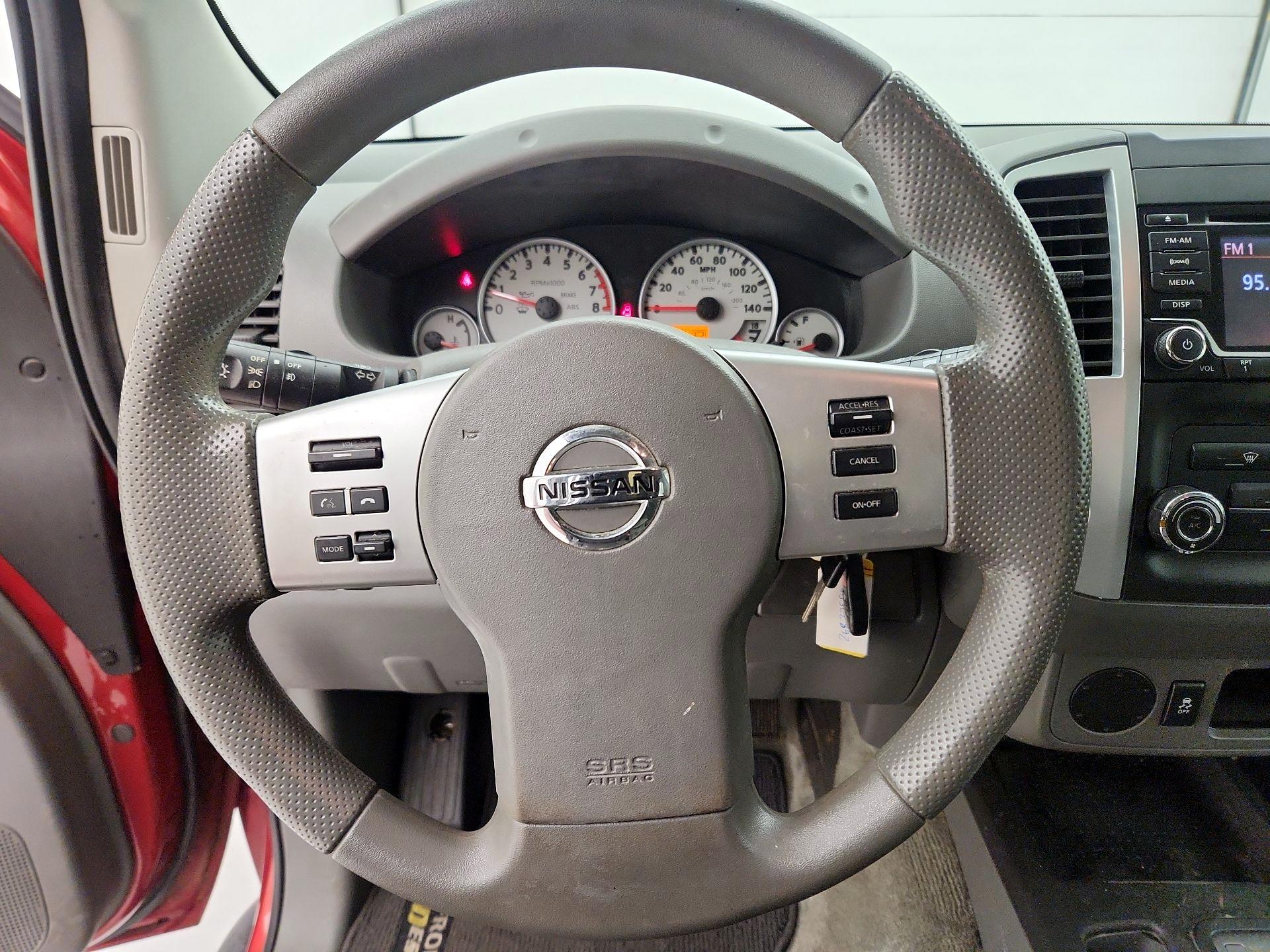 Thumbnail: 2015 Nissan Frontier - 10