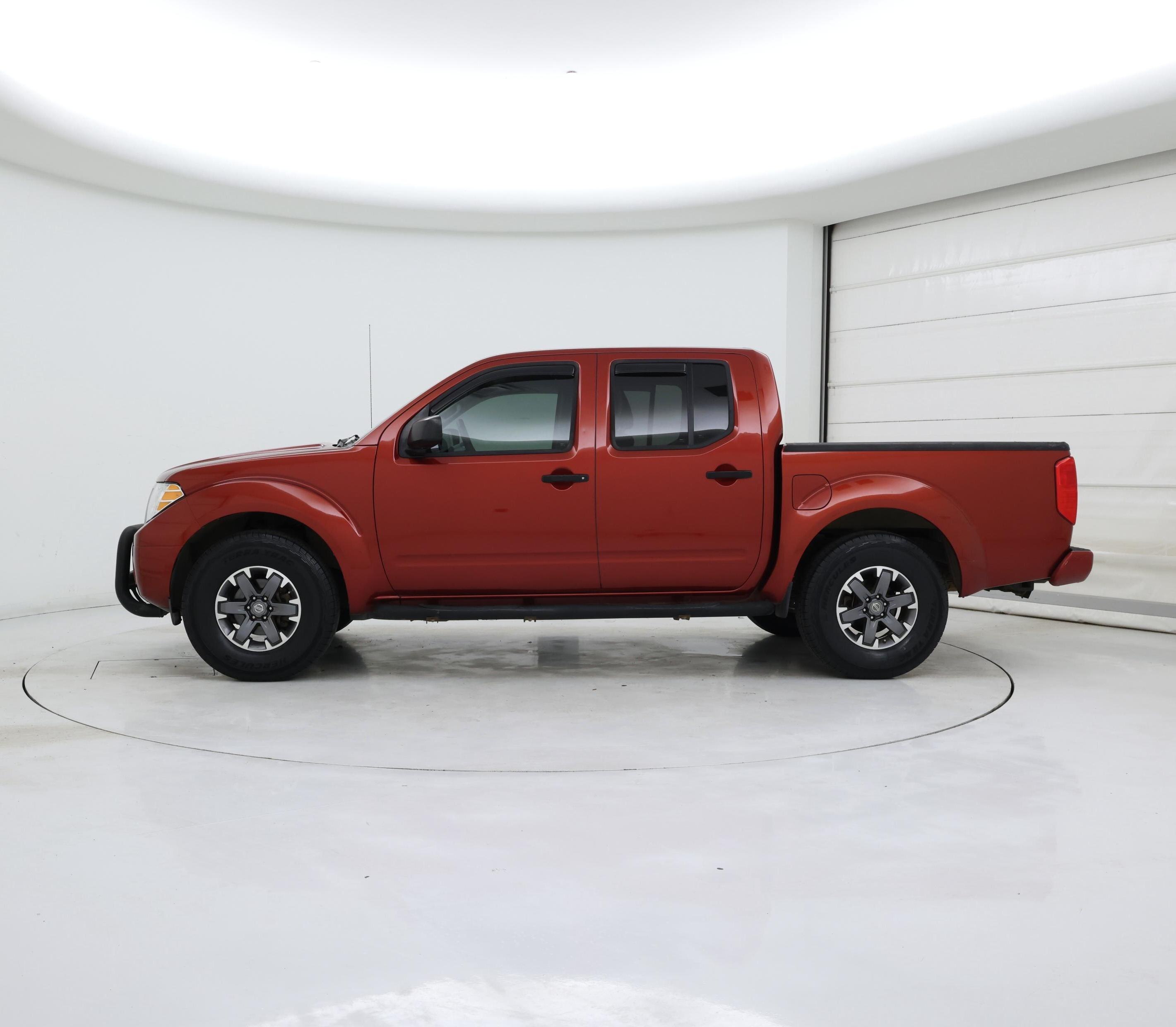 Thumbnail: 2015 Nissan Frontier - 3