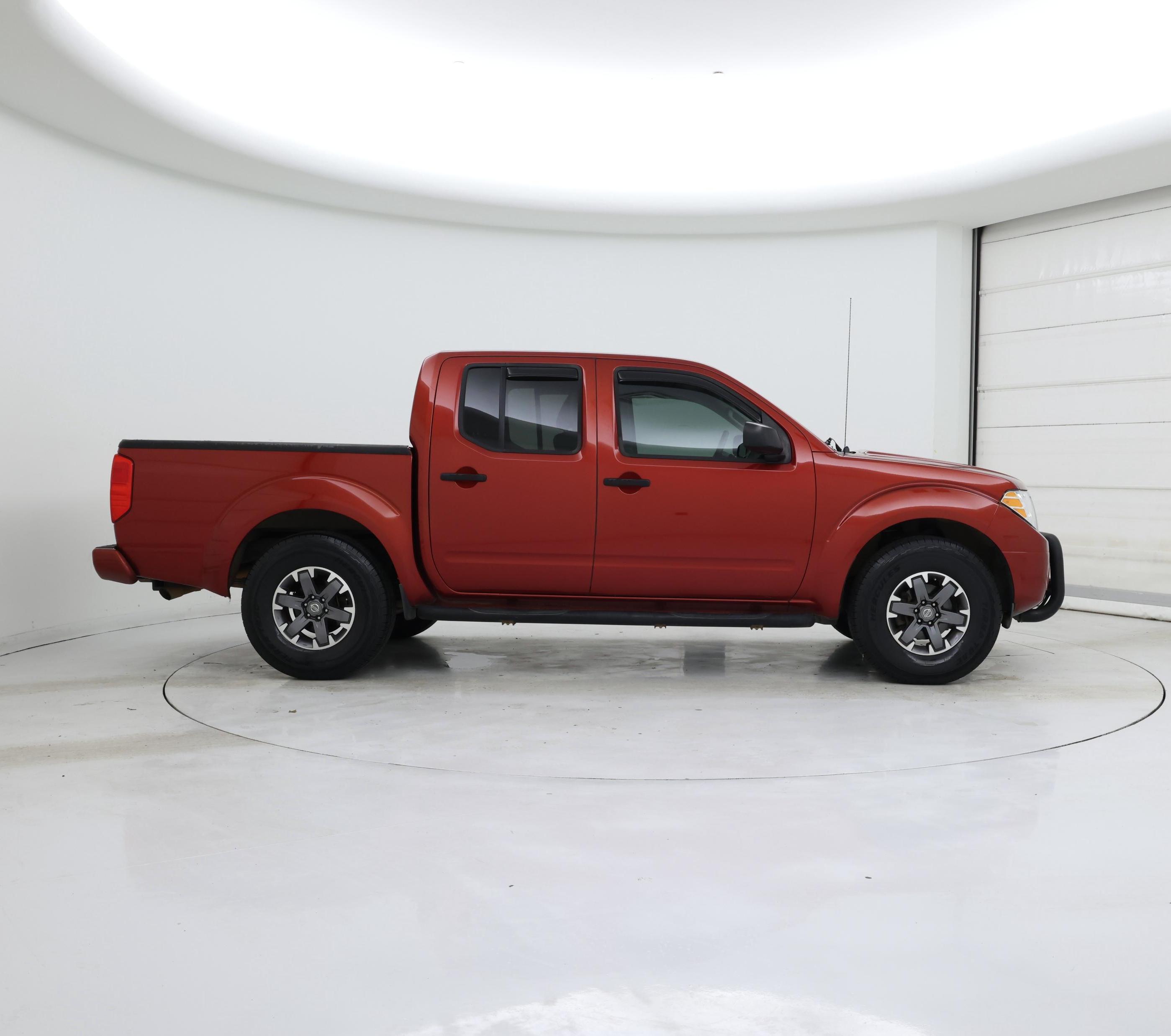 Thumbnail: 2015 Nissan Frontier - 7
