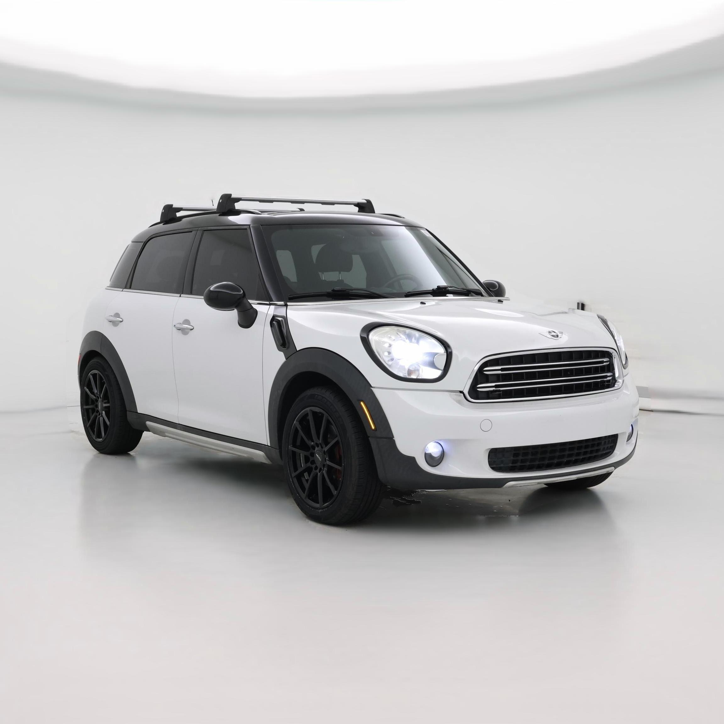 Thumbnail: 2015 MINI Cooper Countryman - 1