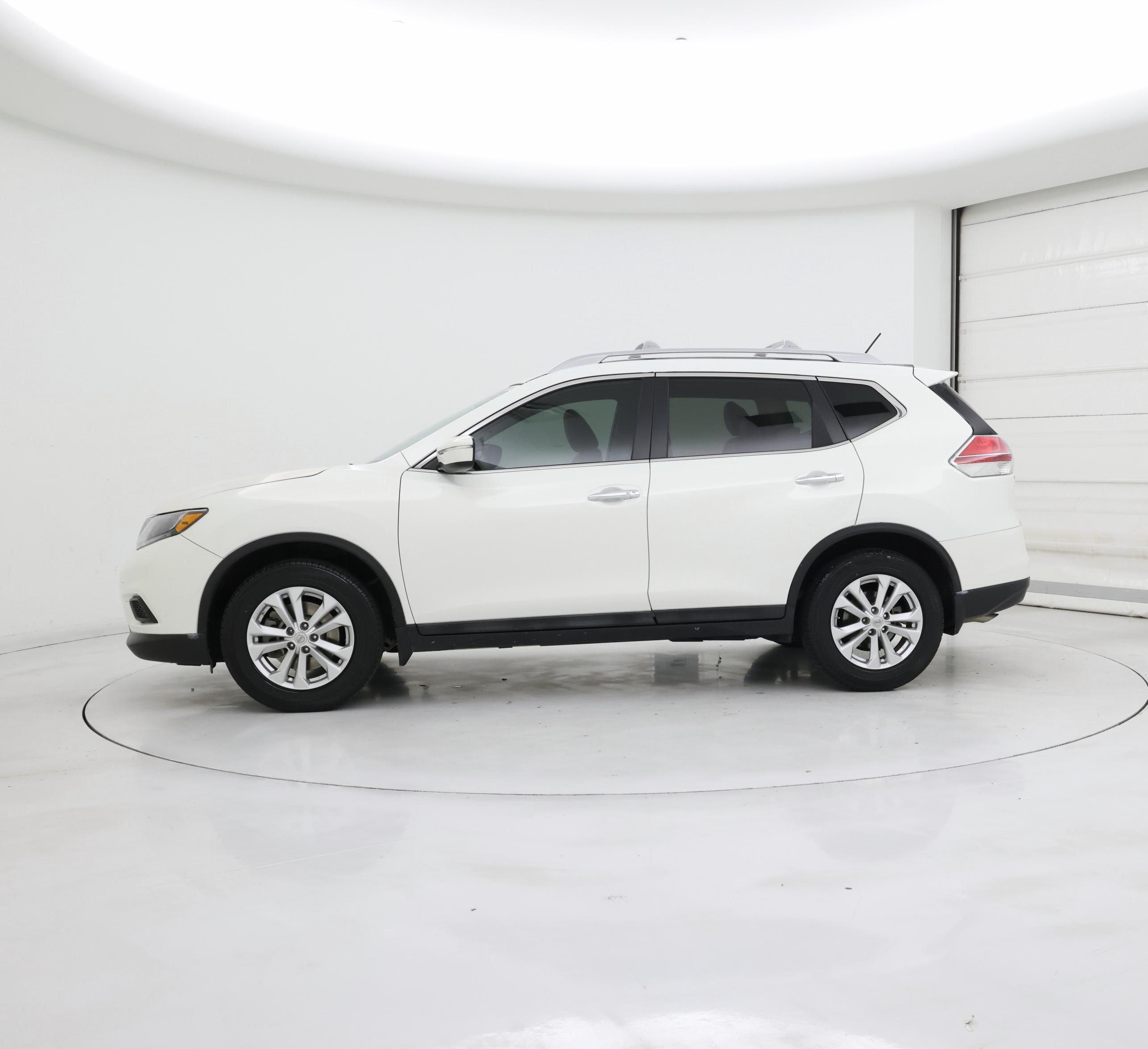 Thumbnail: 2014 Nissan Rogue - 3