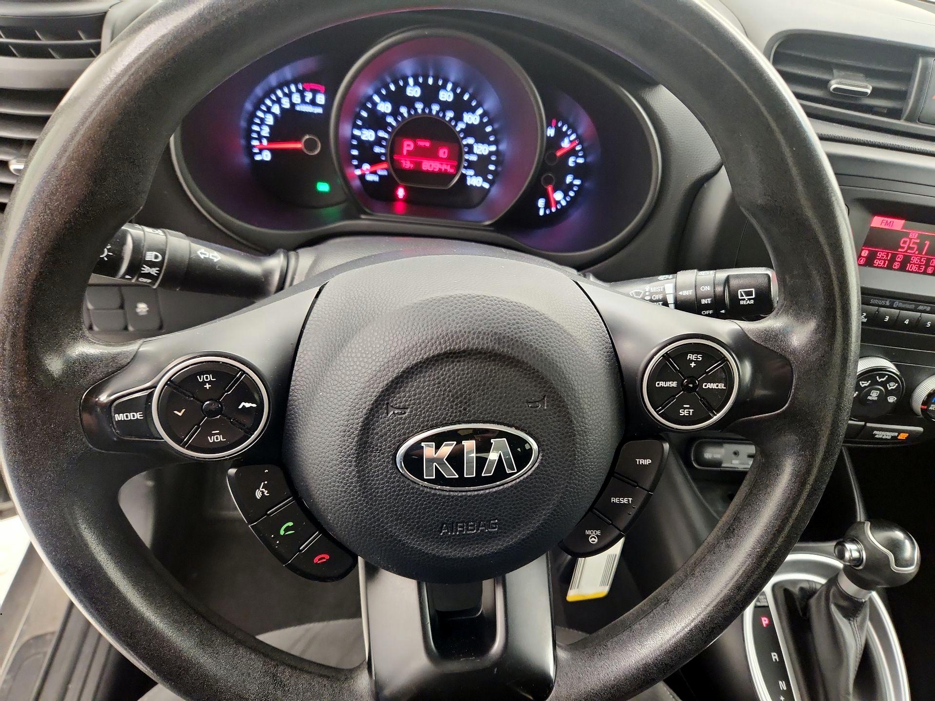 Thumbnail: 2015 Kia Soul - 10