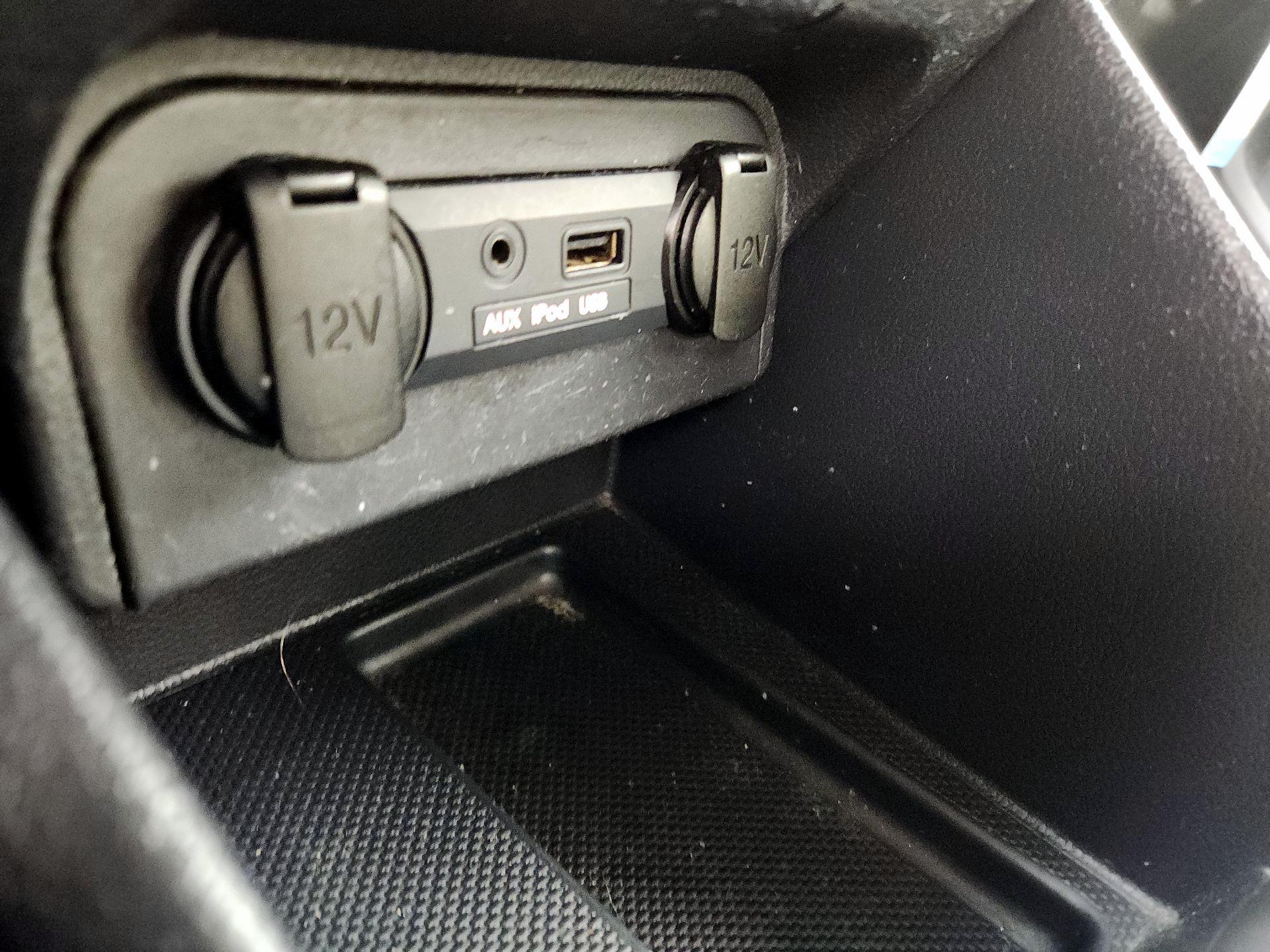 Thumbnail: 2013 Kia Rio5 - 17