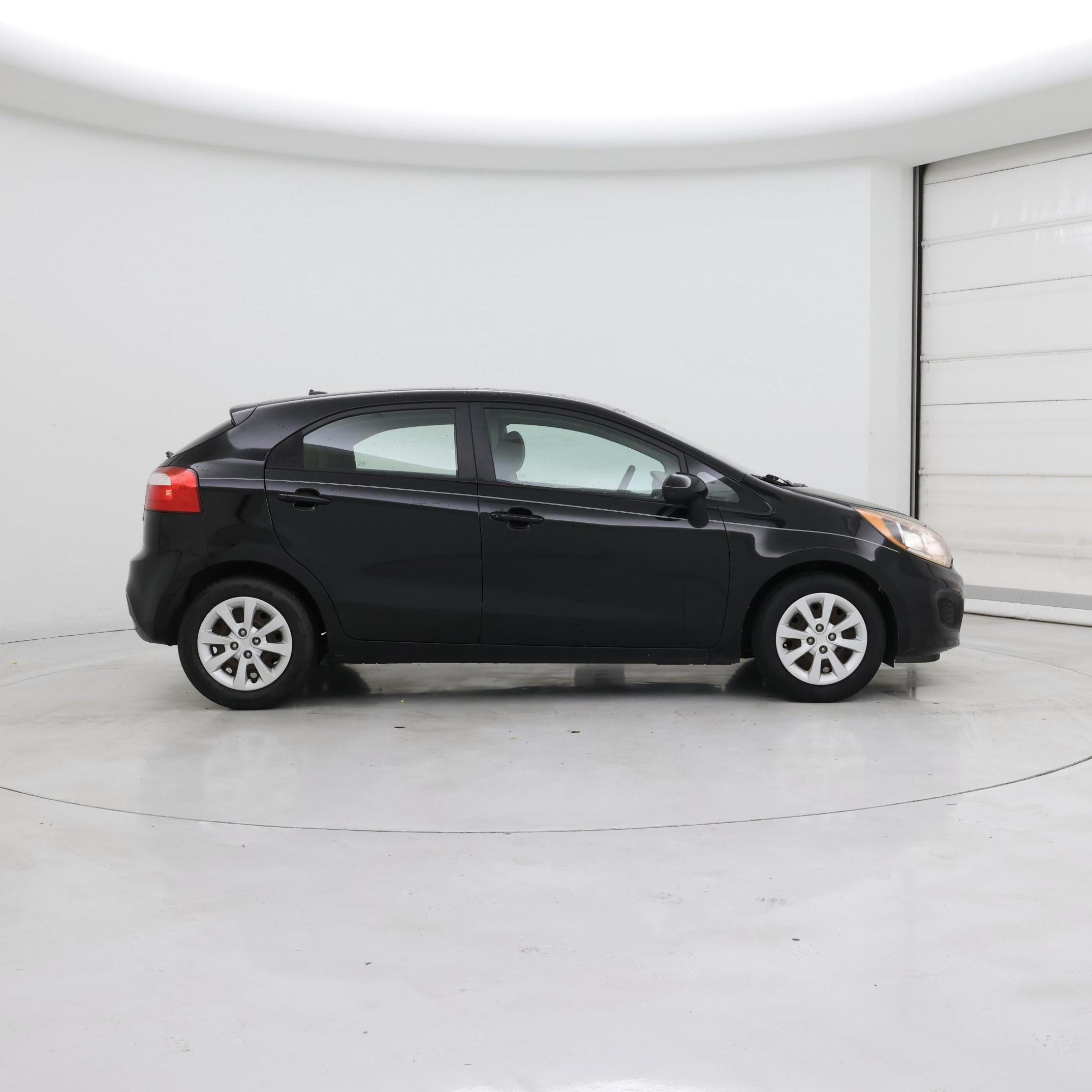 Thumbnail: 2013 Kia Rio5 - 7