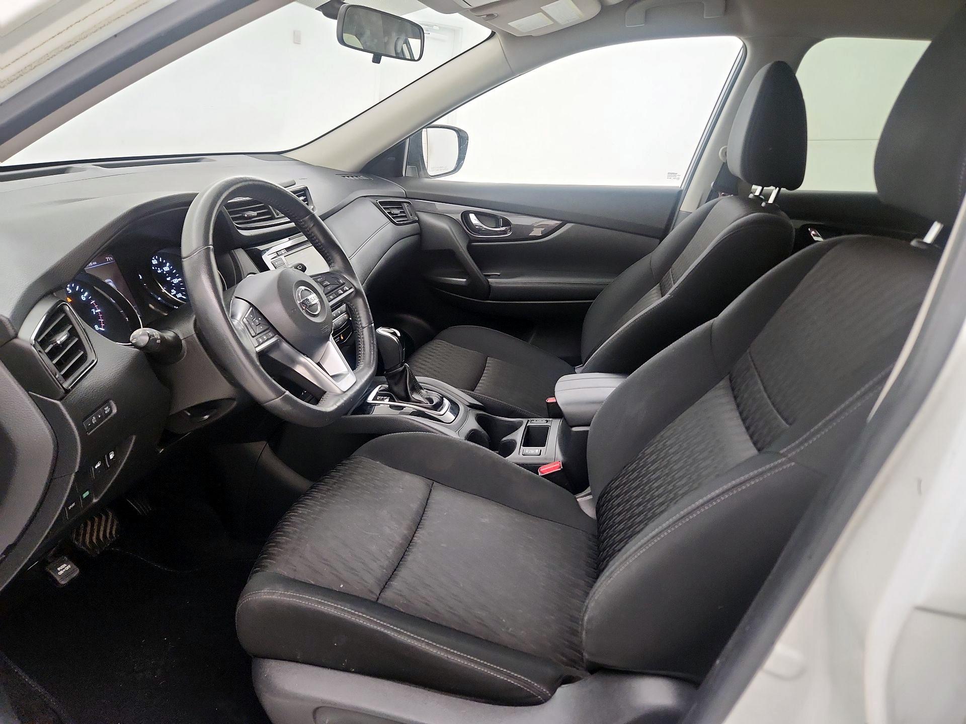 Thumbnail: 2018 Nissan Rogue - 11