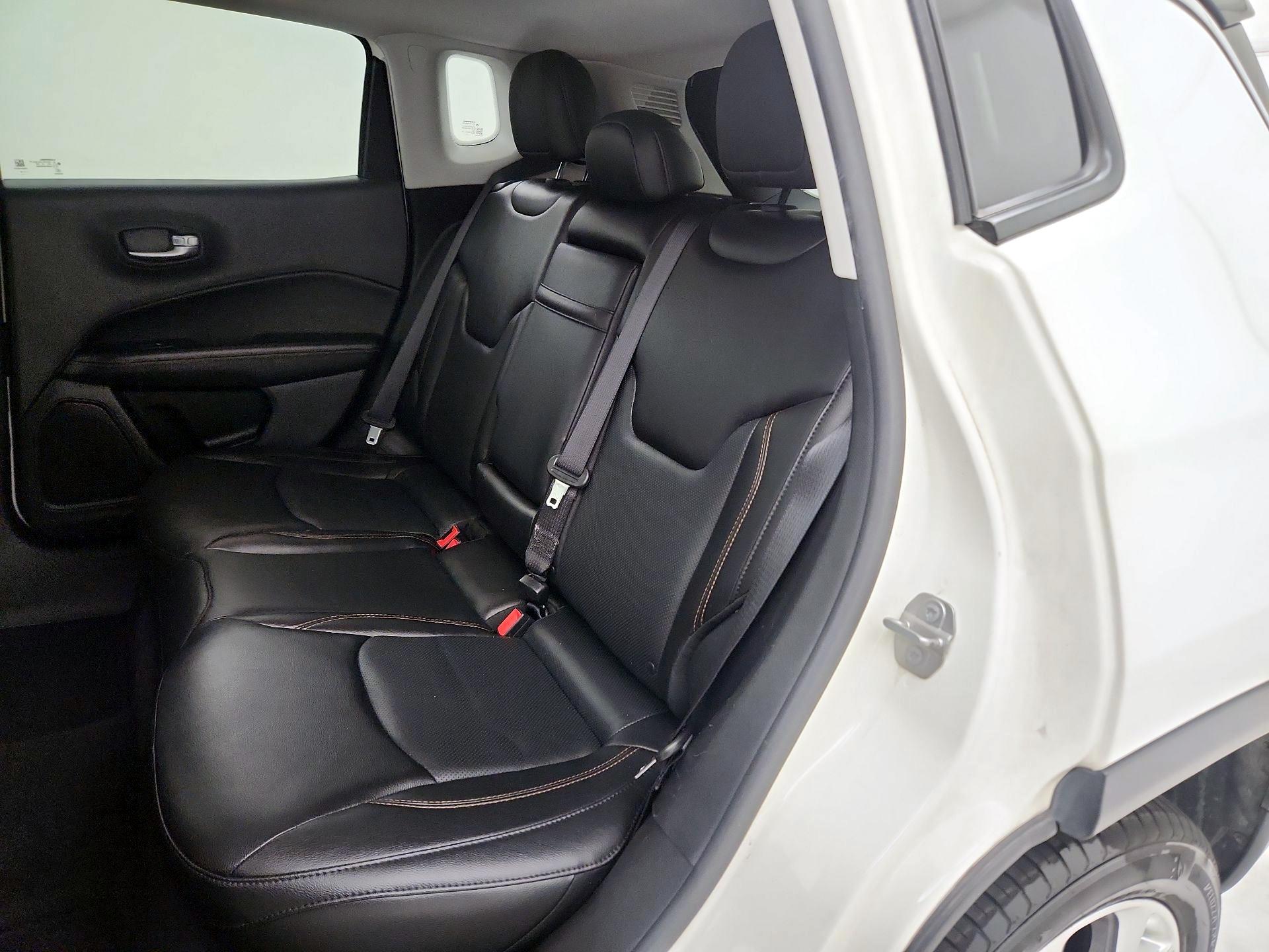 Thumbnail: 2018 Jeep Compass - 20