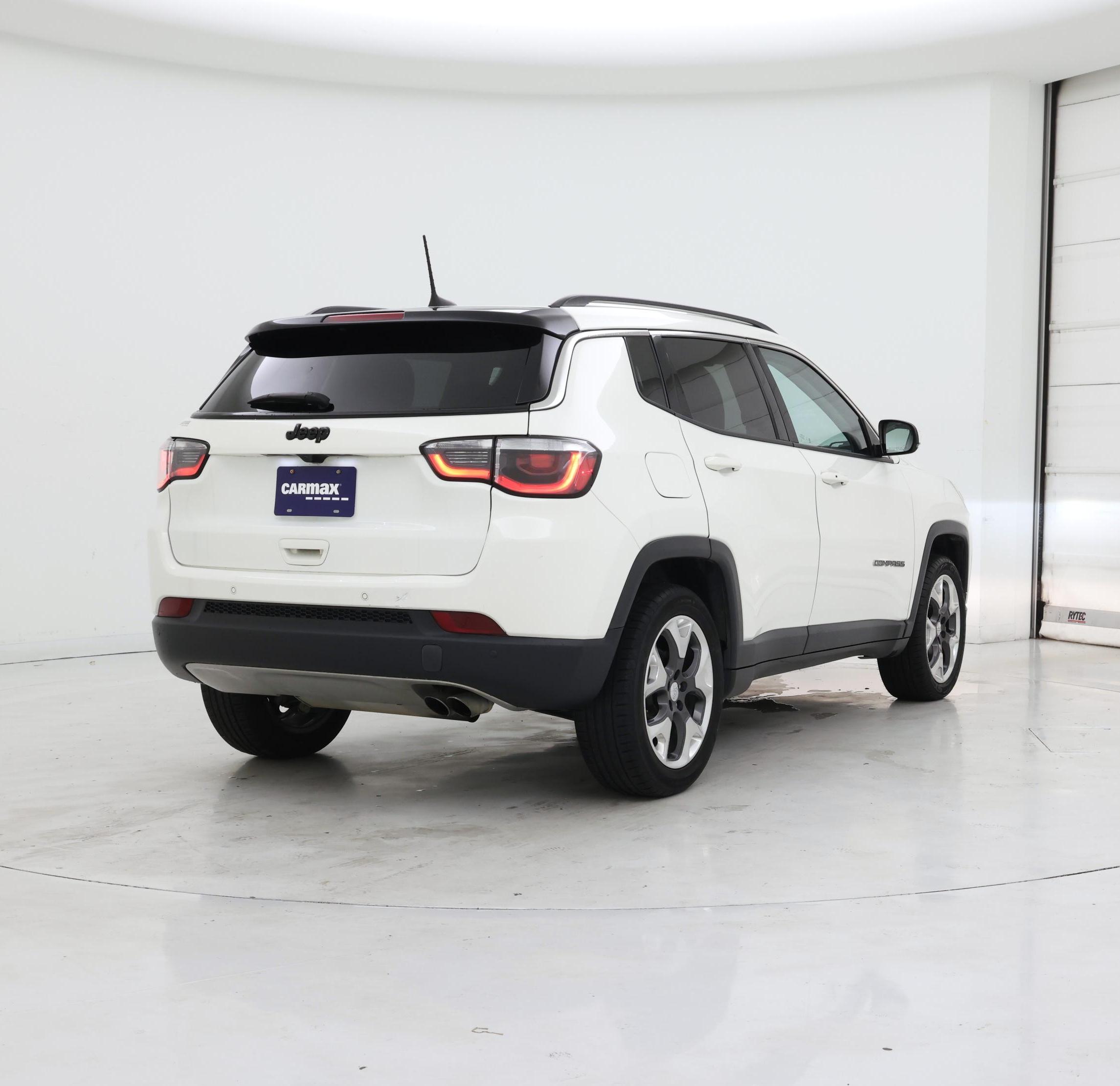 Thumbnail: 2018 Jeep Compass - 8