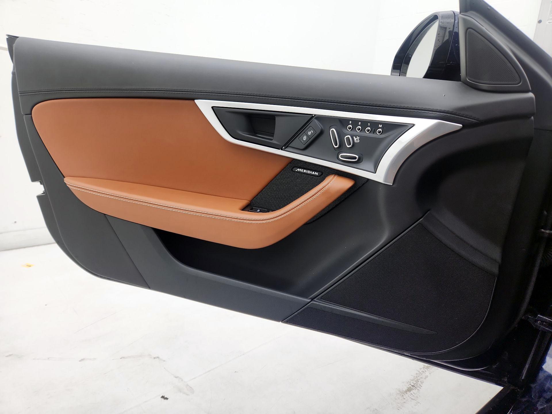 Thumbnail: 2020 Jaguar F-Type - 12