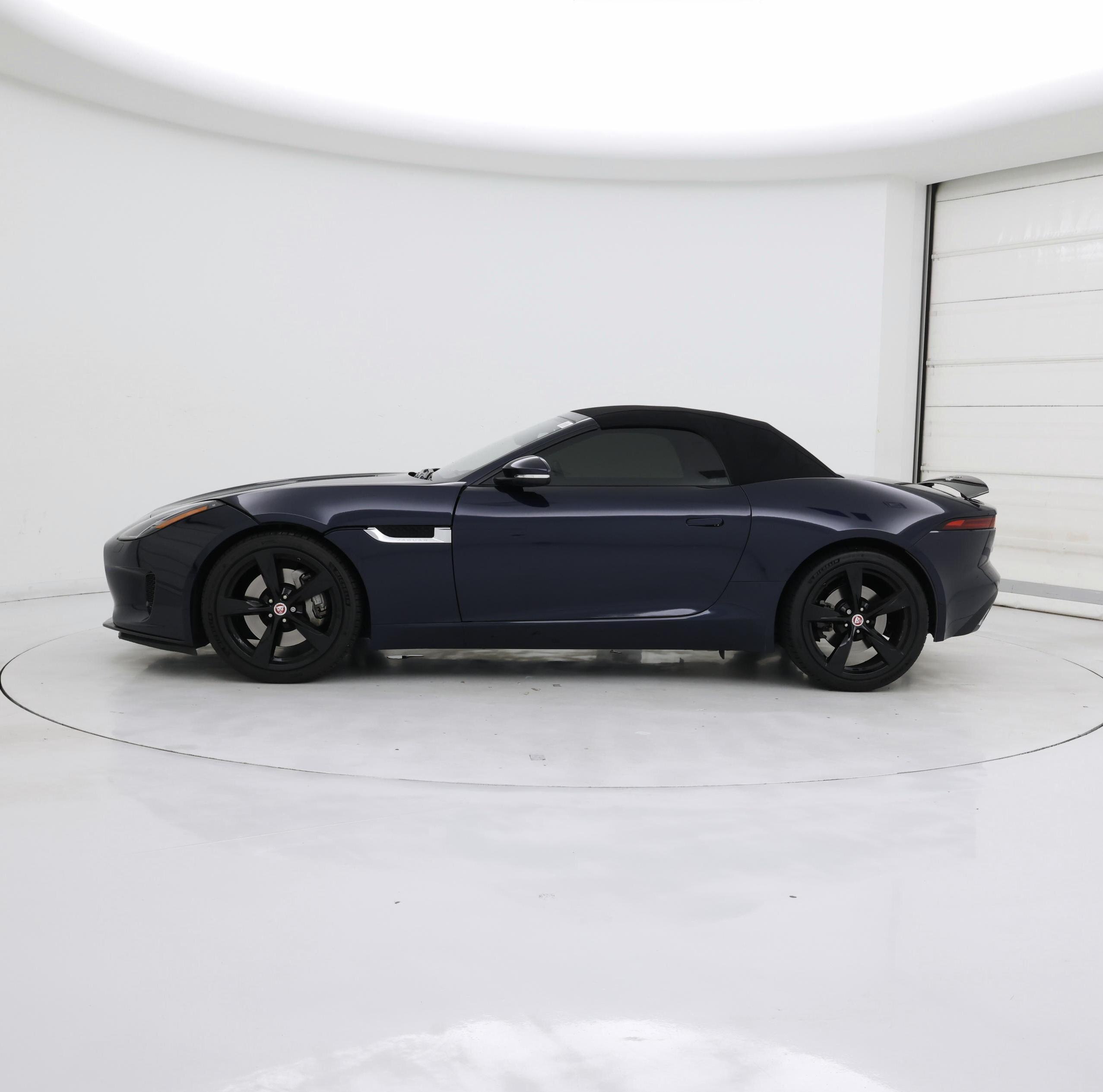 Thumbnail: 2020 Jaguar F-Type - 3