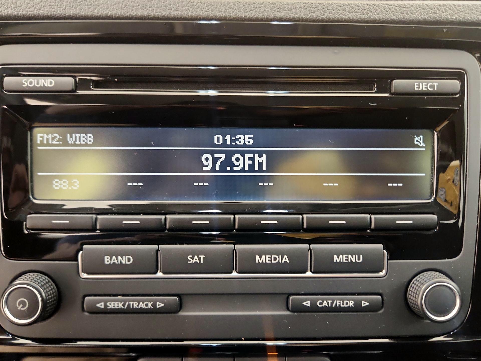 Thumbnail: 2015 Volkswagen Jetta - 14