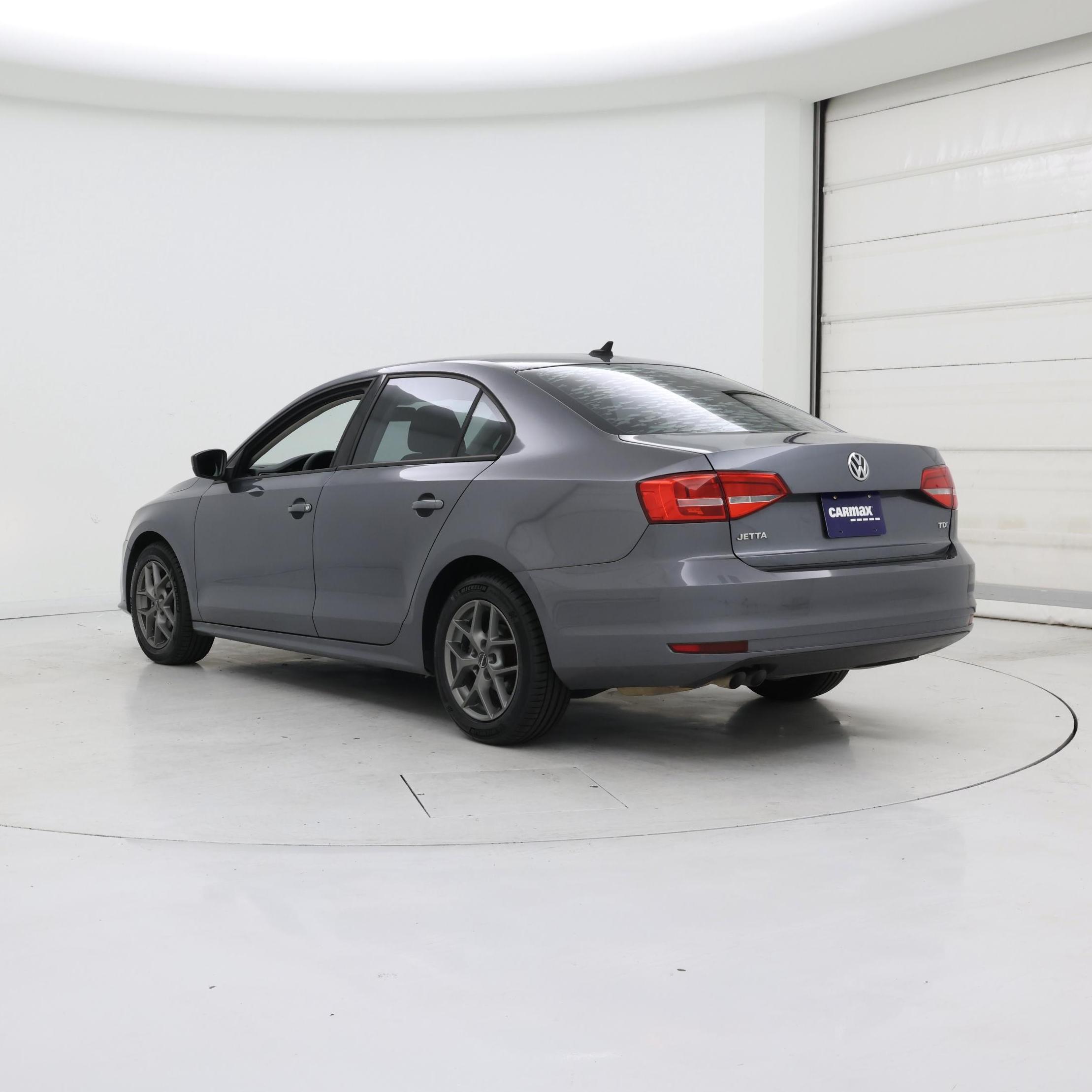 Thumbnail: 2015 Volkswagen Jetta - 2