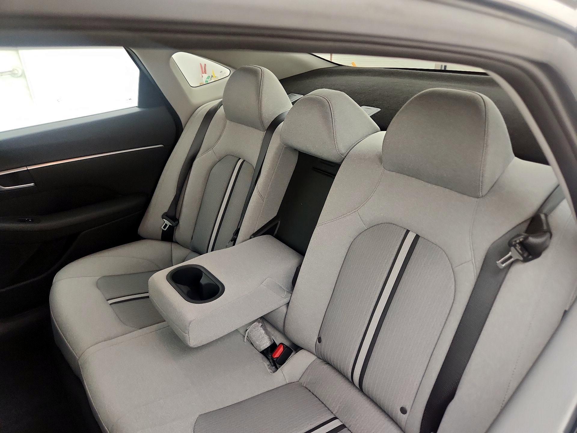 Thumbnail: 2021 Hyundai Sonata - 19