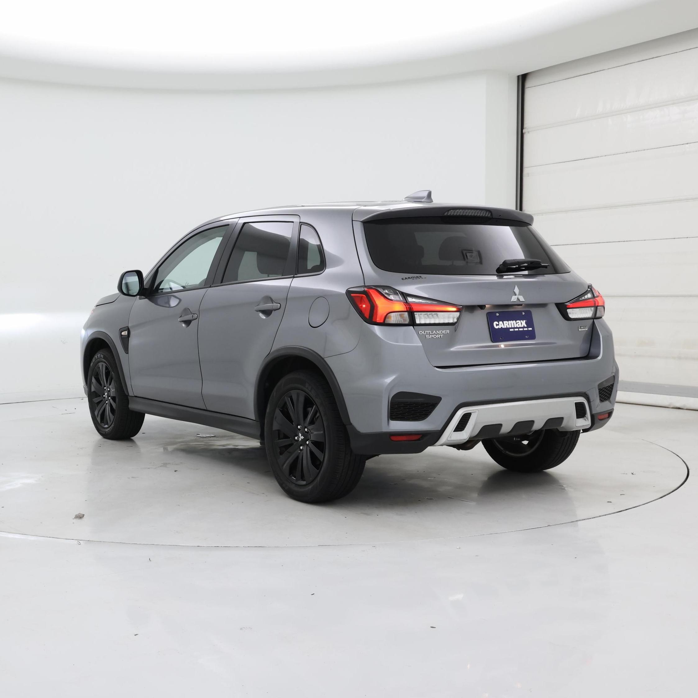 Thumbnail: 2022 Mitsubishi Outlander Sport - 2