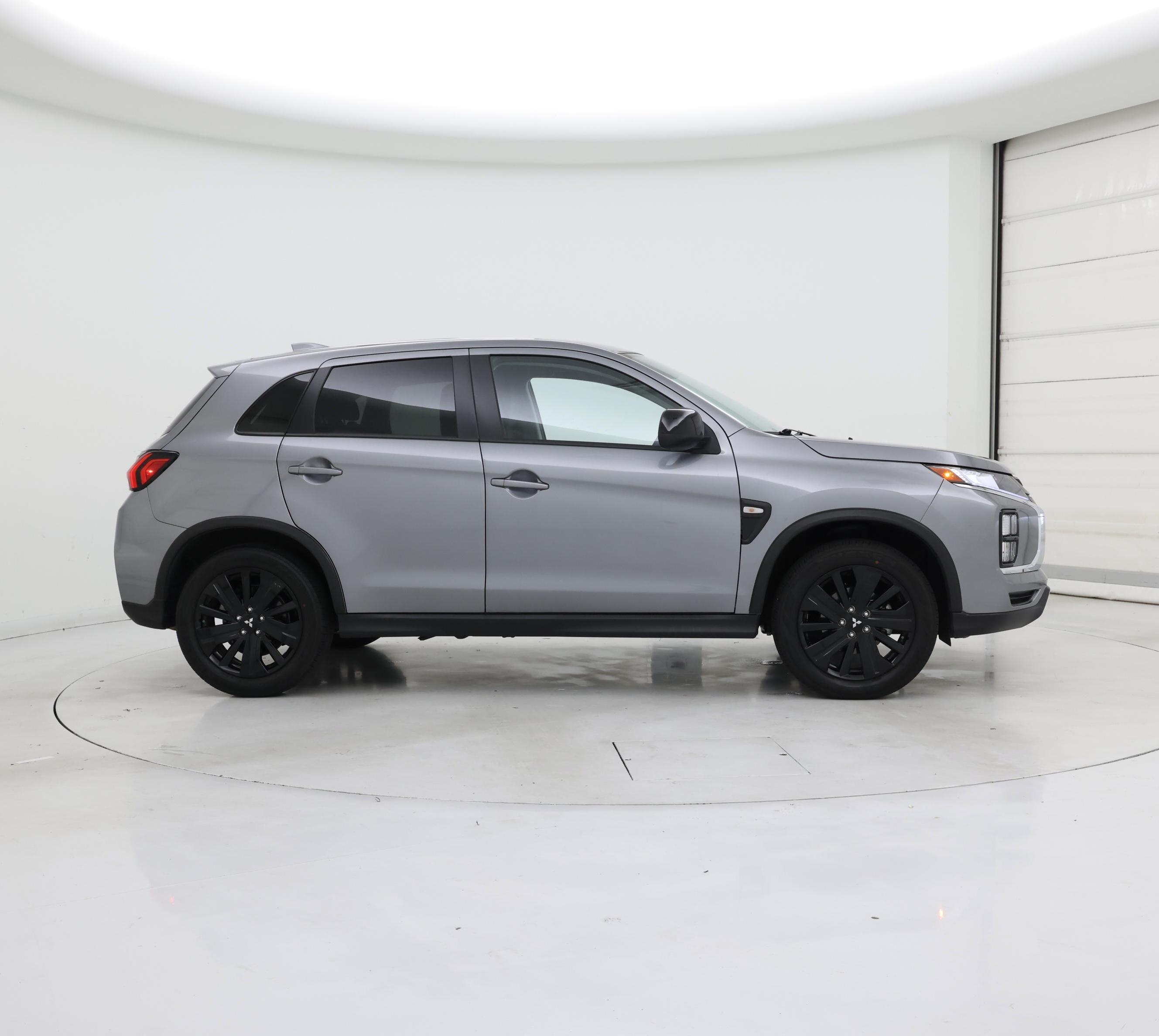 Thumbnail: 2022 Mitsubishi Outlander Sport - 7