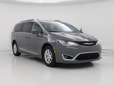 Gray 2020 Chrysler Pacifica Touring L