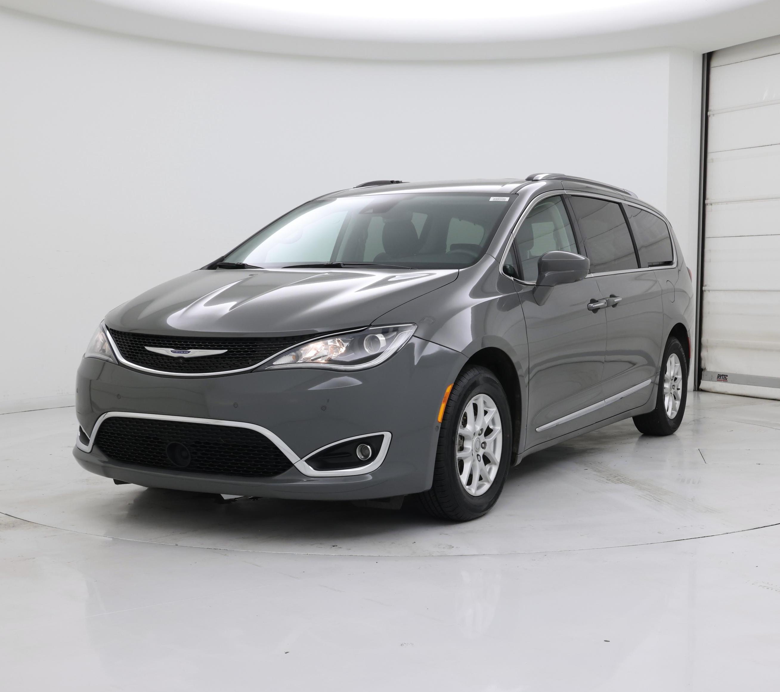 Thumbnail: 2020 Chrysler Pacifica - 4
