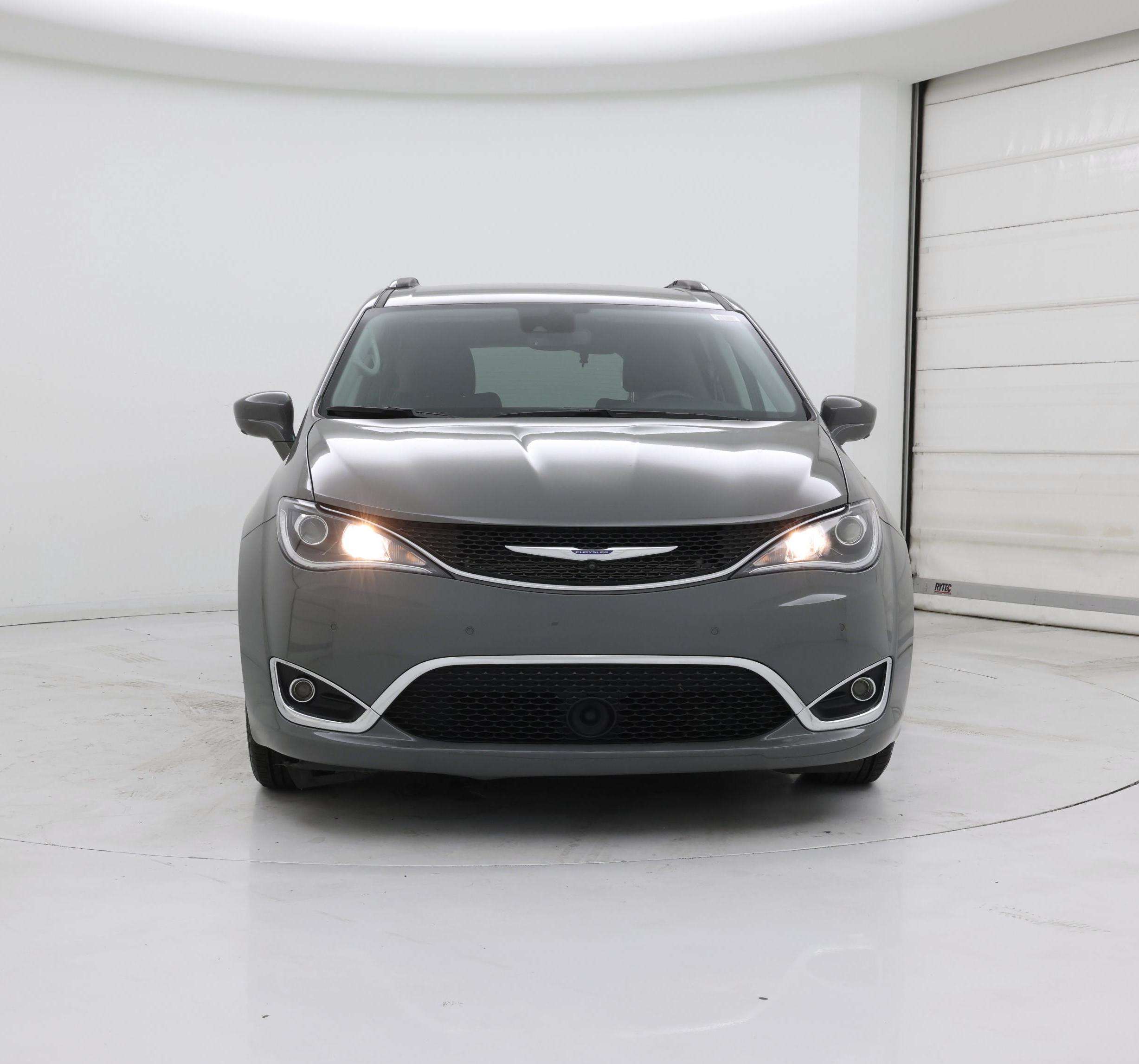Thumbnail: 2020 Chrysler Pacifica - 5