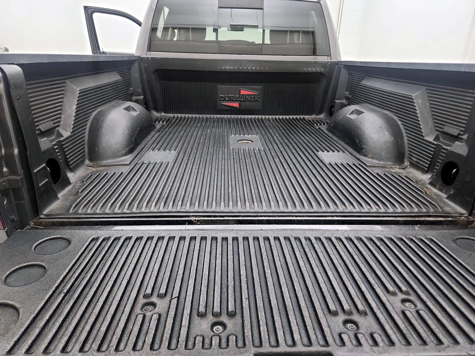 Thumbnail: 2020 RAM 1500 Classic - 19