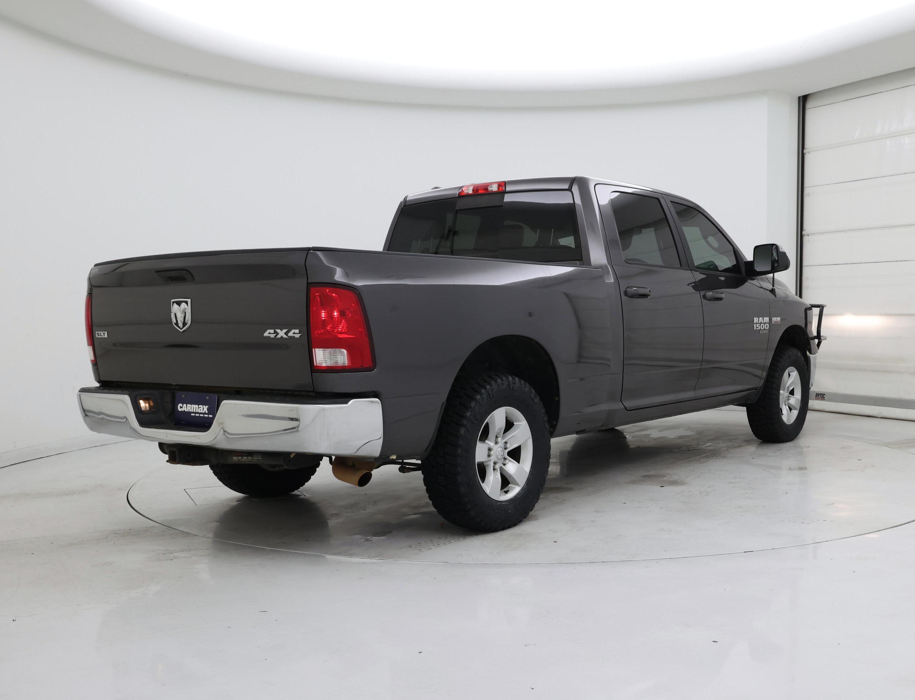Thumbnail: 2020 RAM 1500 Classic - 8