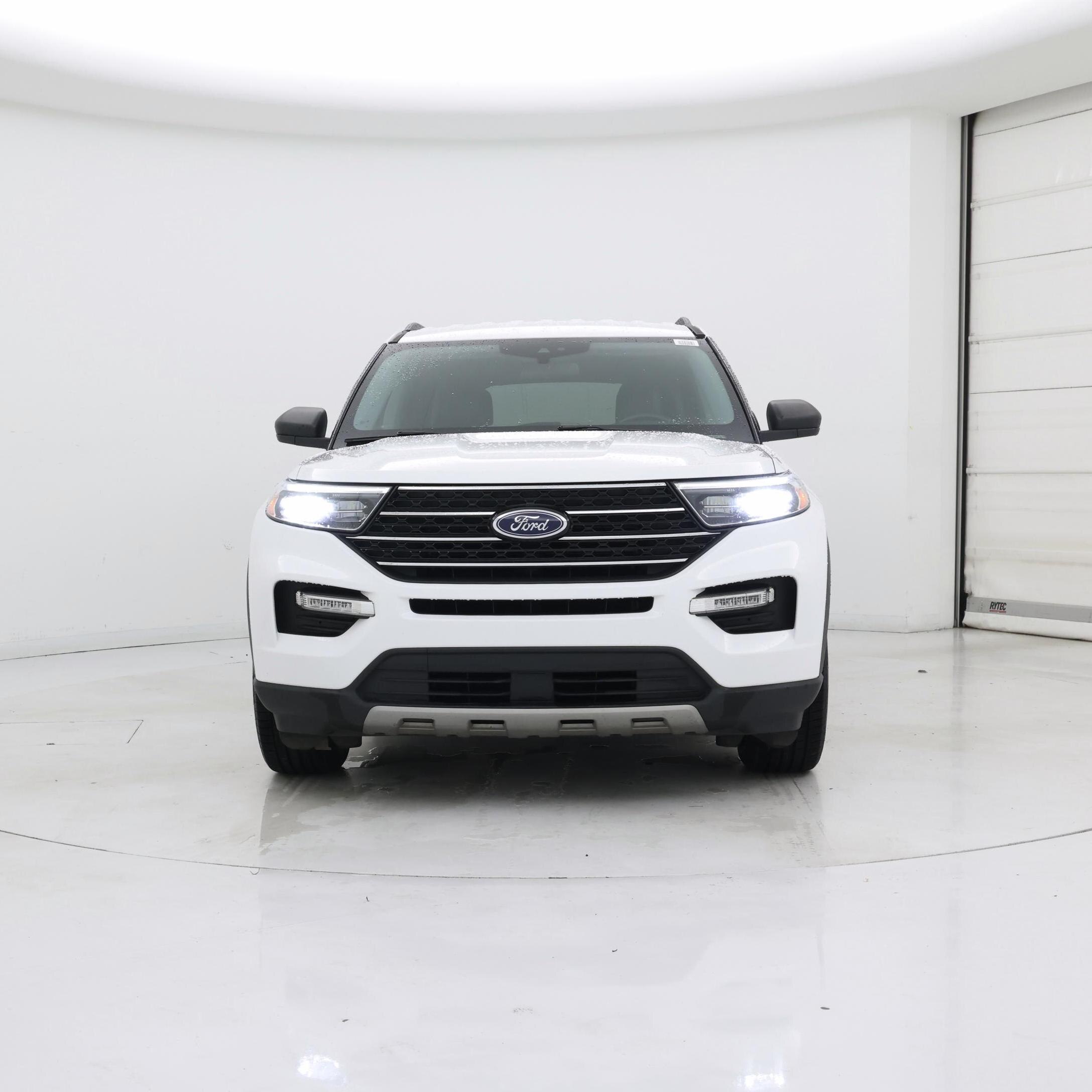 Thumbnail: 2020 Ford Explorer - 5