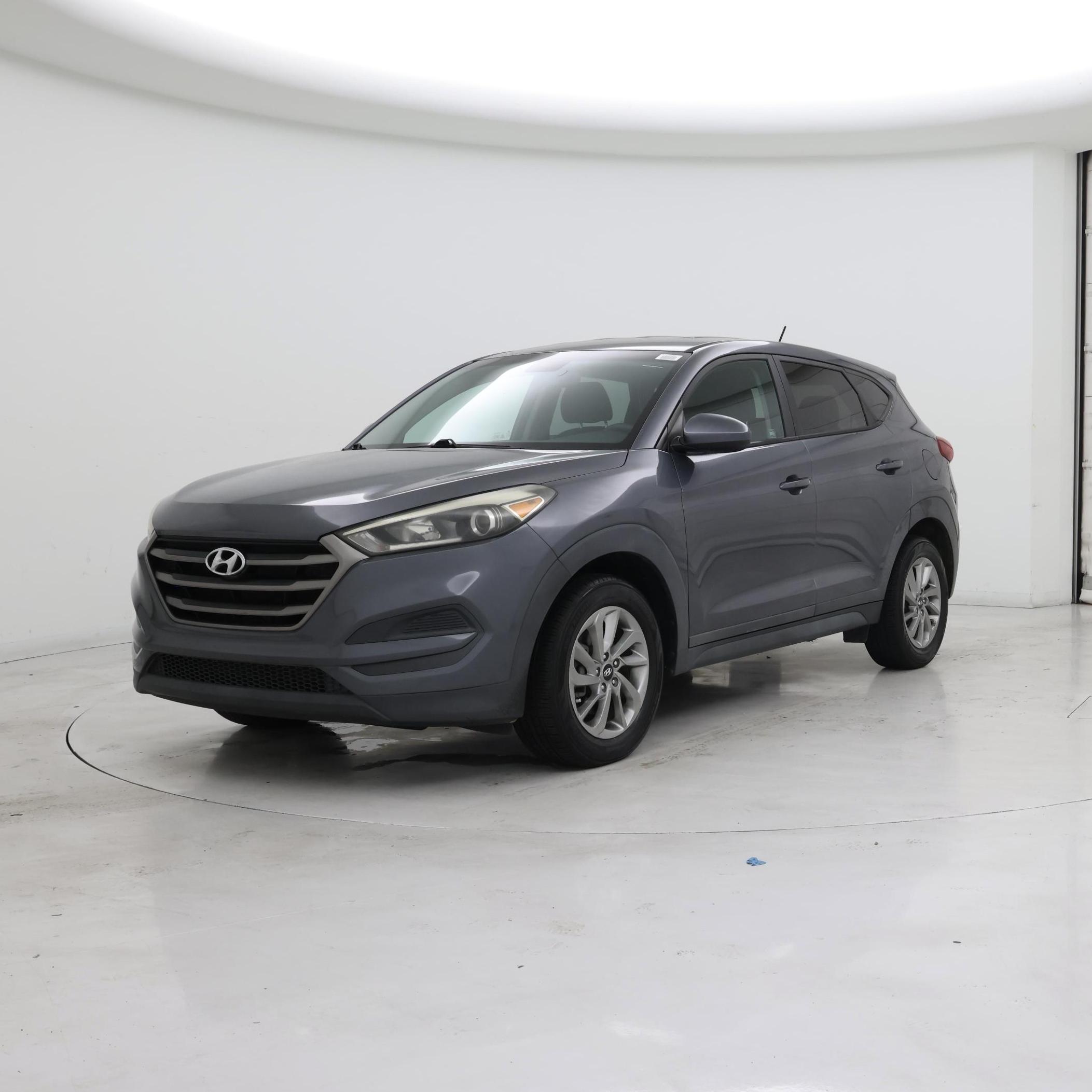 Thumbnail: 2016 Hyundai Tucson - 4