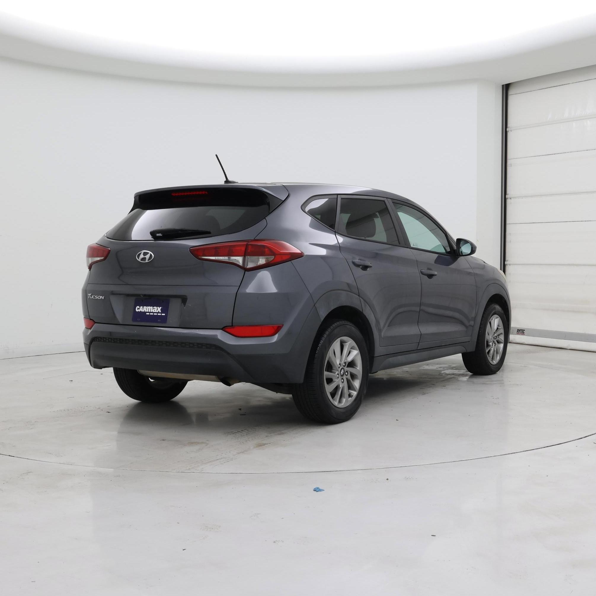 Thumbnail: 2016 Hyundai Tucson - 8
