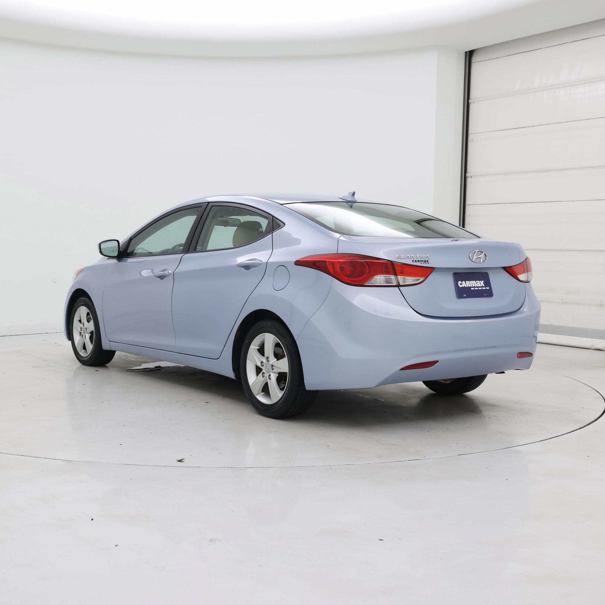 Thumbnail: 2013 Hyundai Elantra - 2